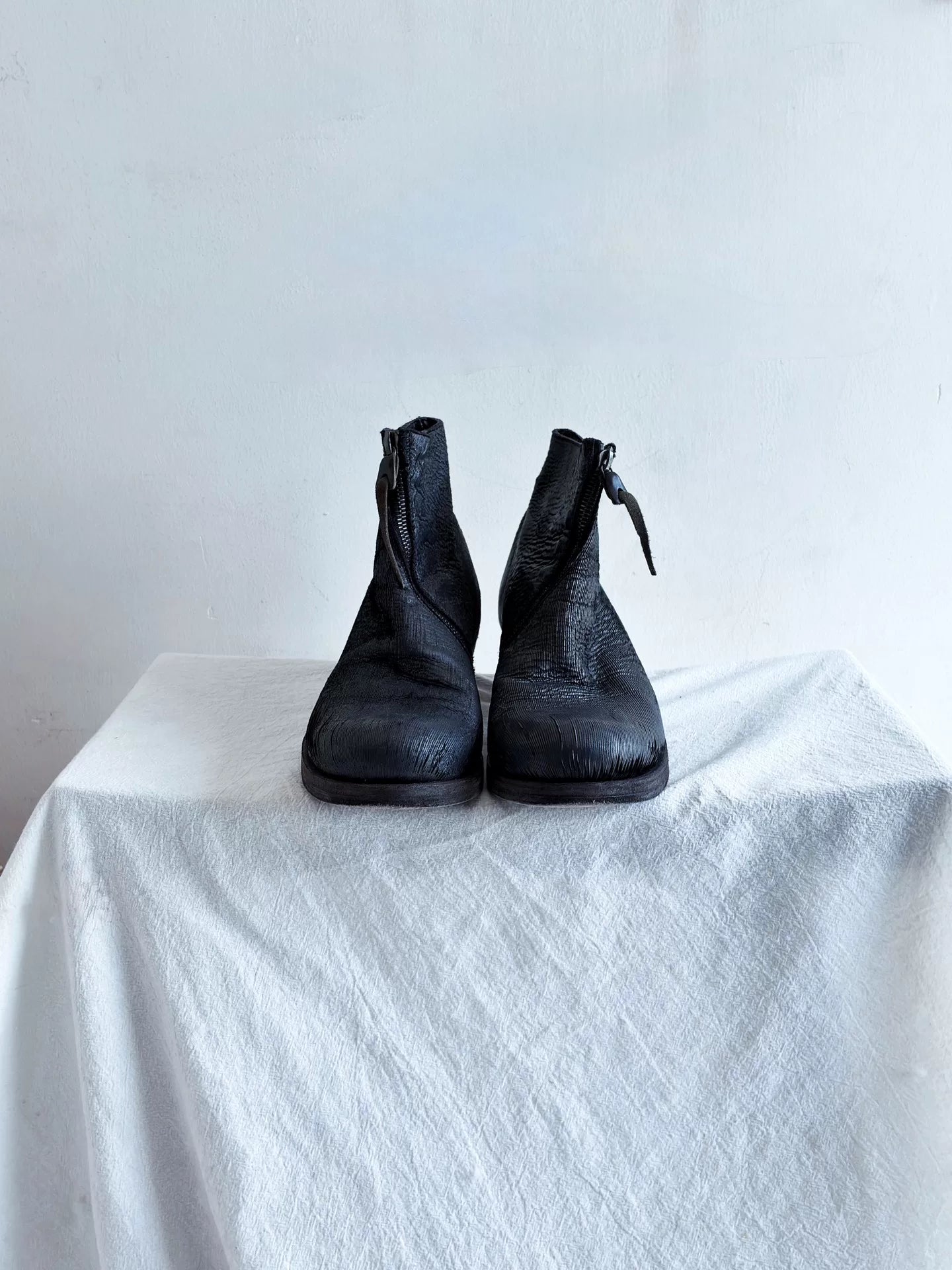 M.A+ Spiral Zip Leather Black Boots