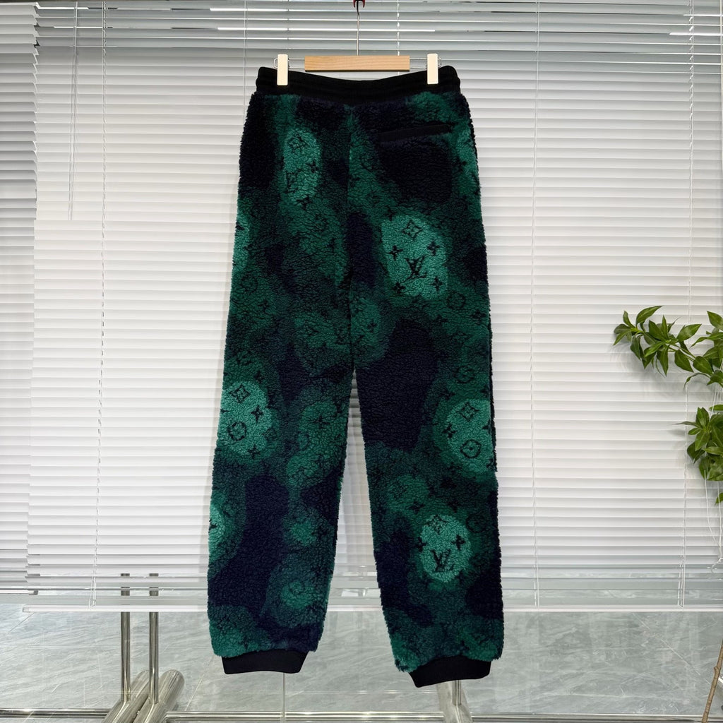 Louis Vuitton Camo All-Over Print Drawstring Wool Green Fleece Pants