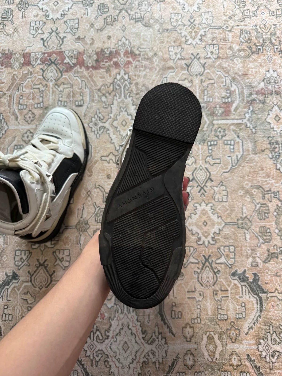 Givenchy Tyson Star High-Top Sneakers