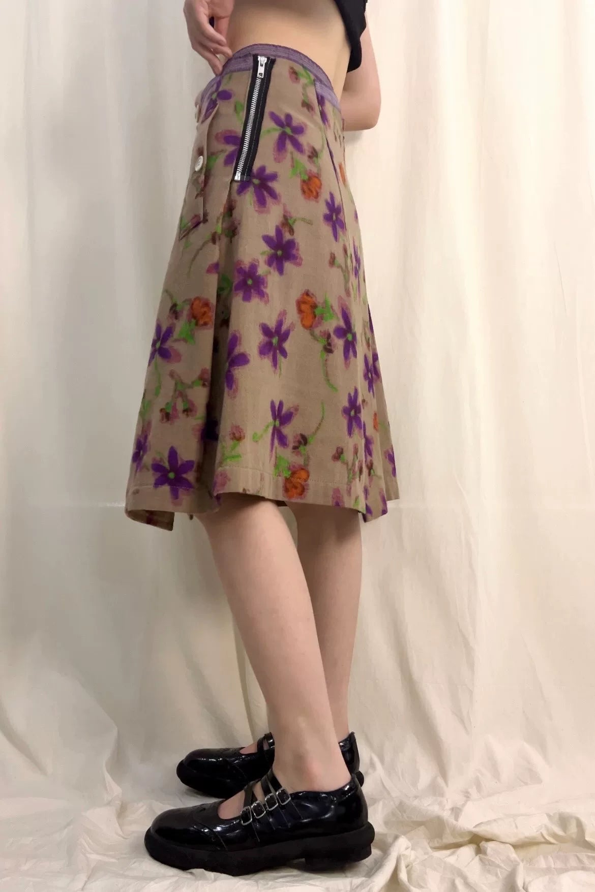 Comme Des Garcons SS12 Floral Button-Decorated Skirt - Devines