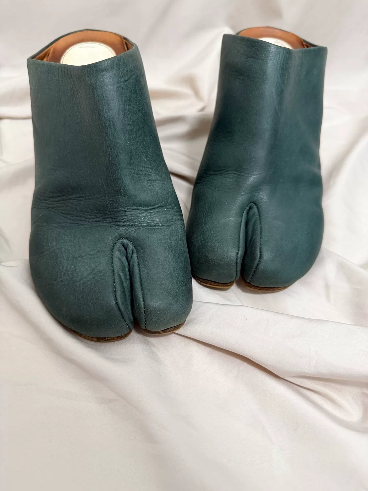 Maison Martin Margiela toe-split slippers