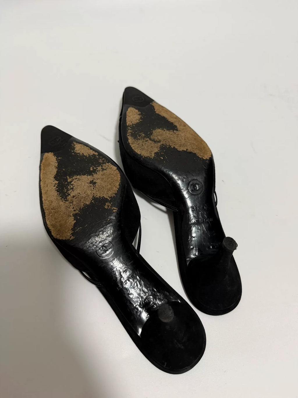 Chanel Pointed-Toe Heels