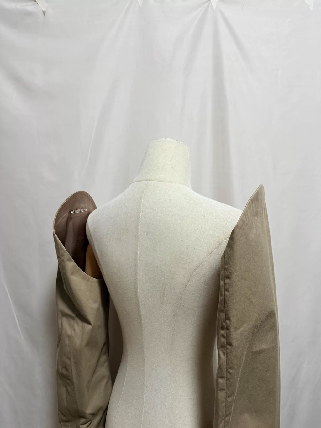 Maison Margiela 12AW Deconstructed Gloves Beige