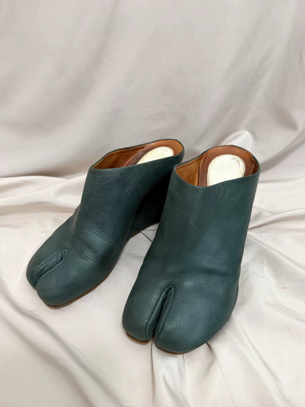 Maison Martin Margiela toe-split slippers