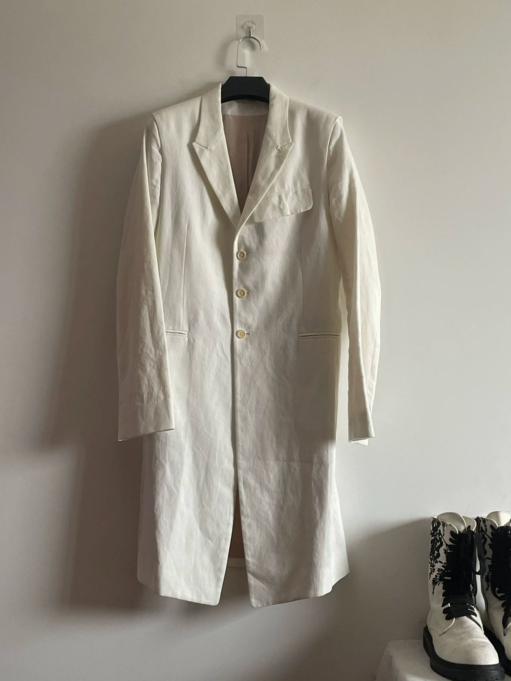 Ann Demeulemeester｜SS2015 Showpiece Knight Coat