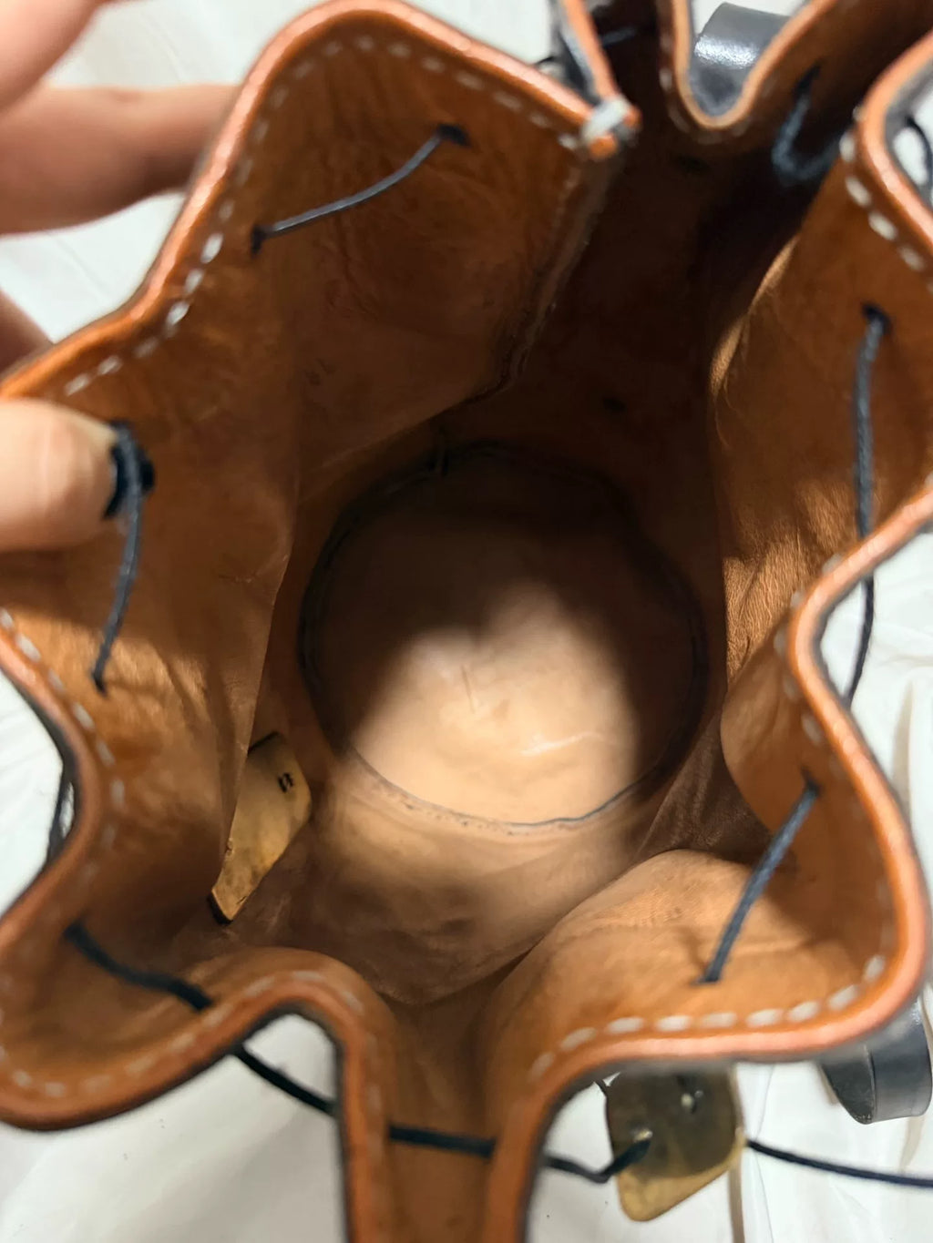 munoz vrandecic Spanish handmade brand leather bag