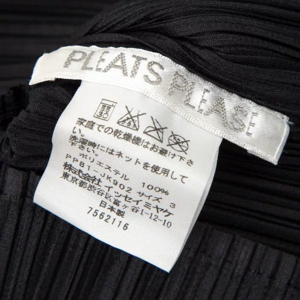 Issey Miyake Vintage Black Portrait Pleated Top