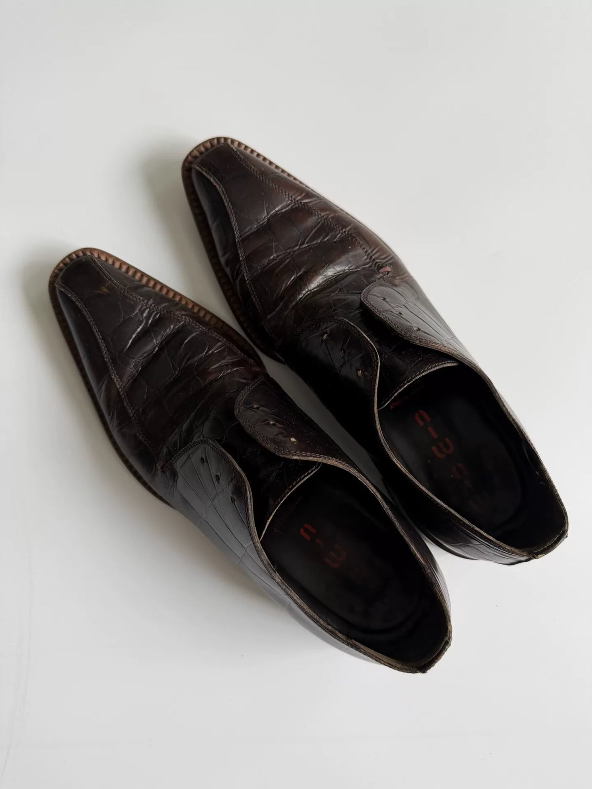 Miu Miu 2000s Pointed-Toe Leather Flats