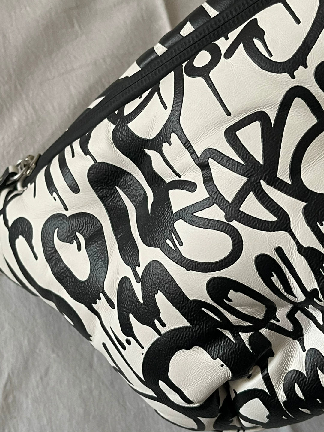 Maison Margiela Graffiti Lambskin Pillow Bag Crossbody Bag Single Shoulder Bag