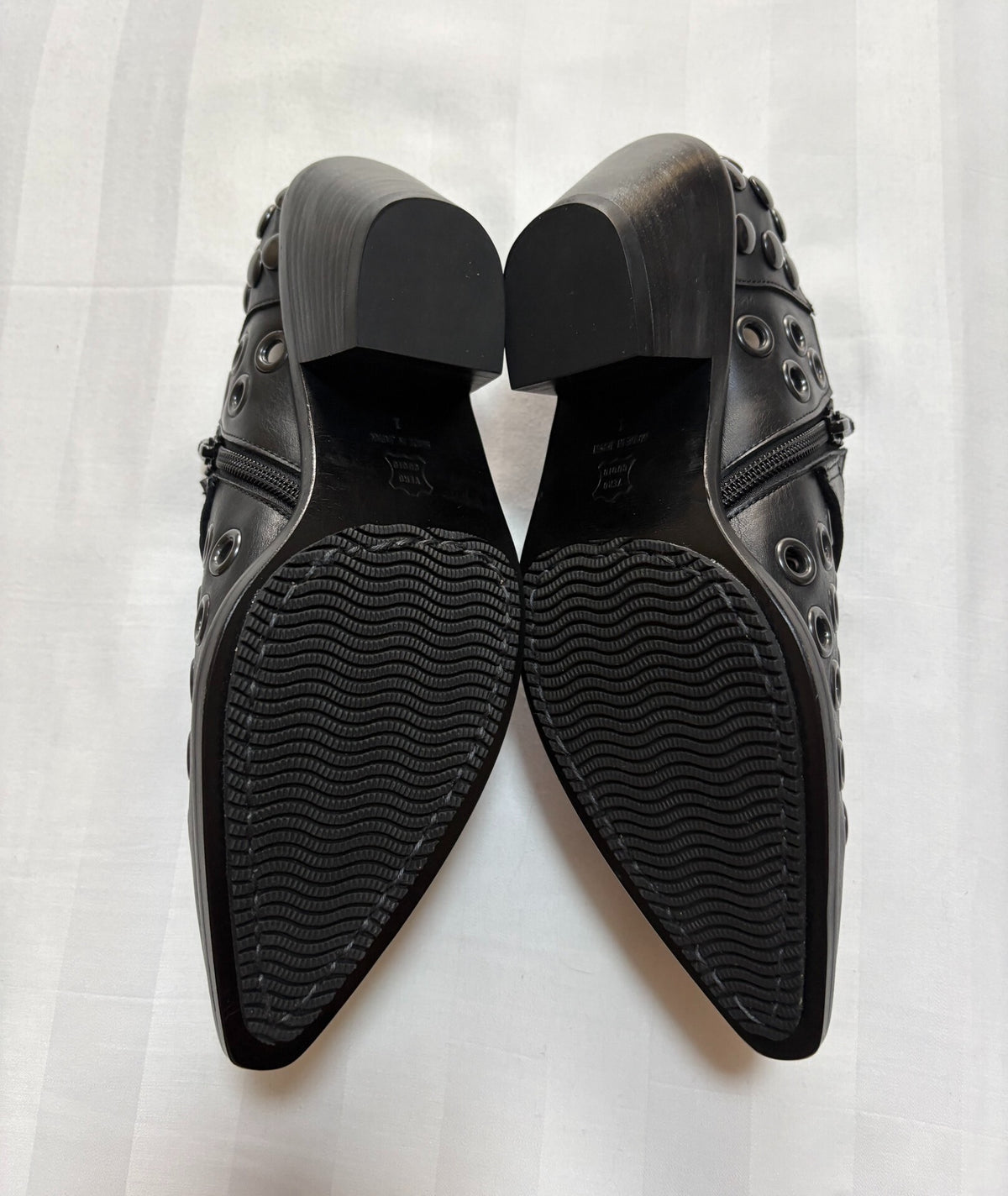 Junya Watanabe Shoes Runway Style Studded Cut-Out Pointed-Toe Shoes