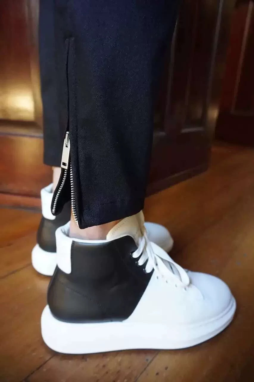 Alexander McQueen Black Heel Low-Top White Sneakers