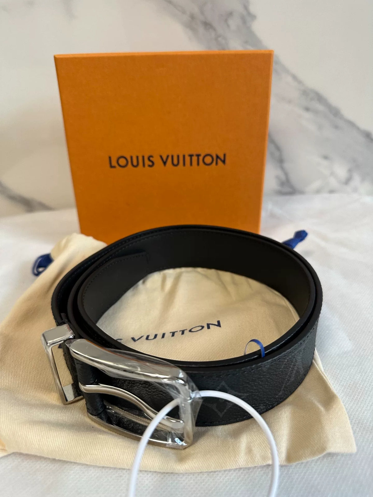 Louis Vuitton Silver Pin Buckle Leather Belt