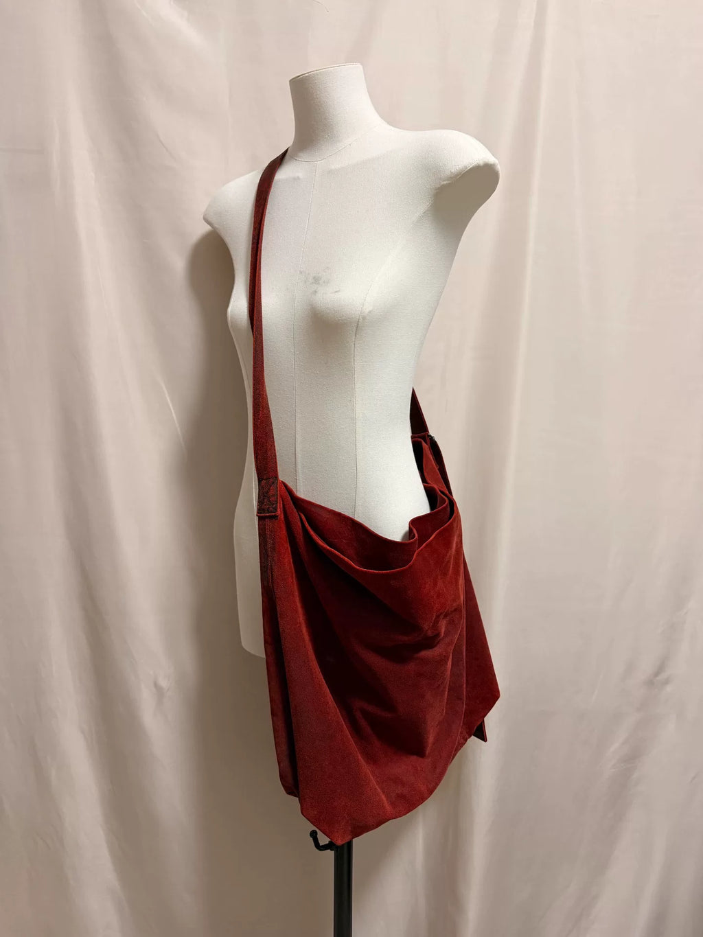 Ann Demeulemeester Red Cracked Shoulder Bag Crossbody Bag