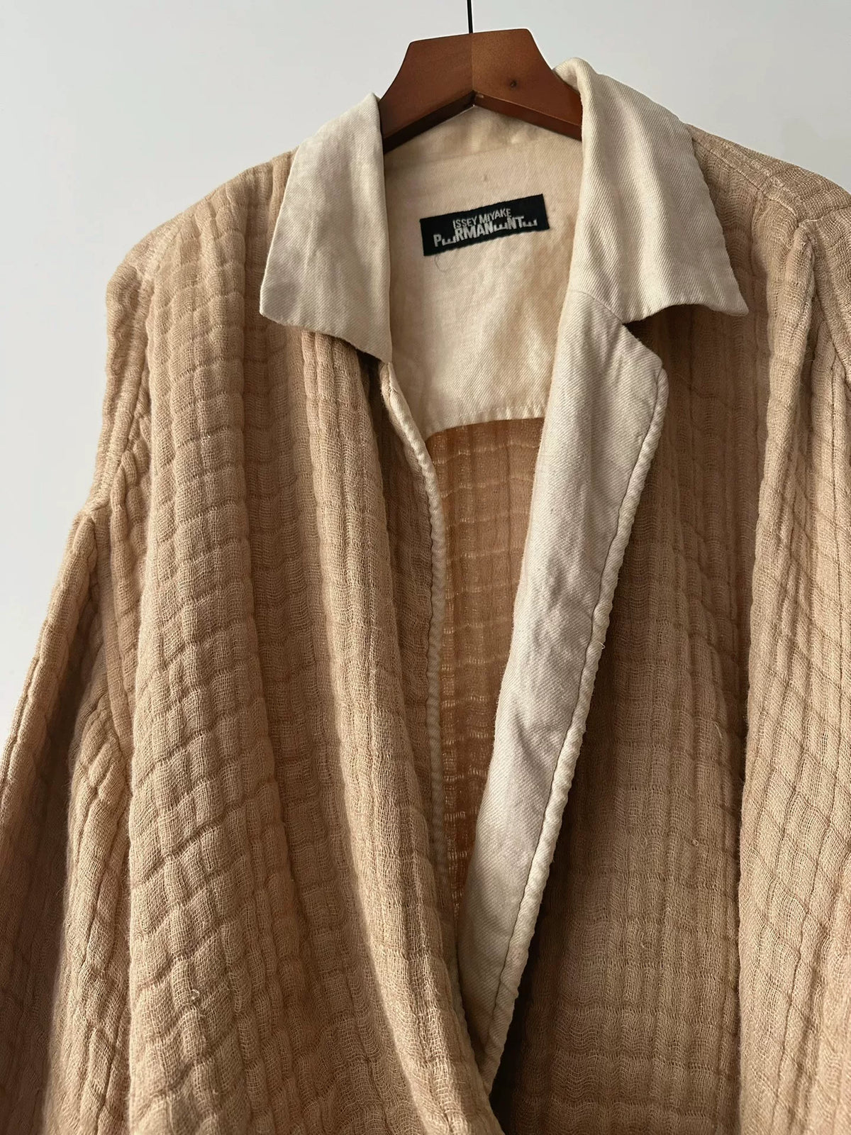 Issey Miyake 1991 Permanente line Top