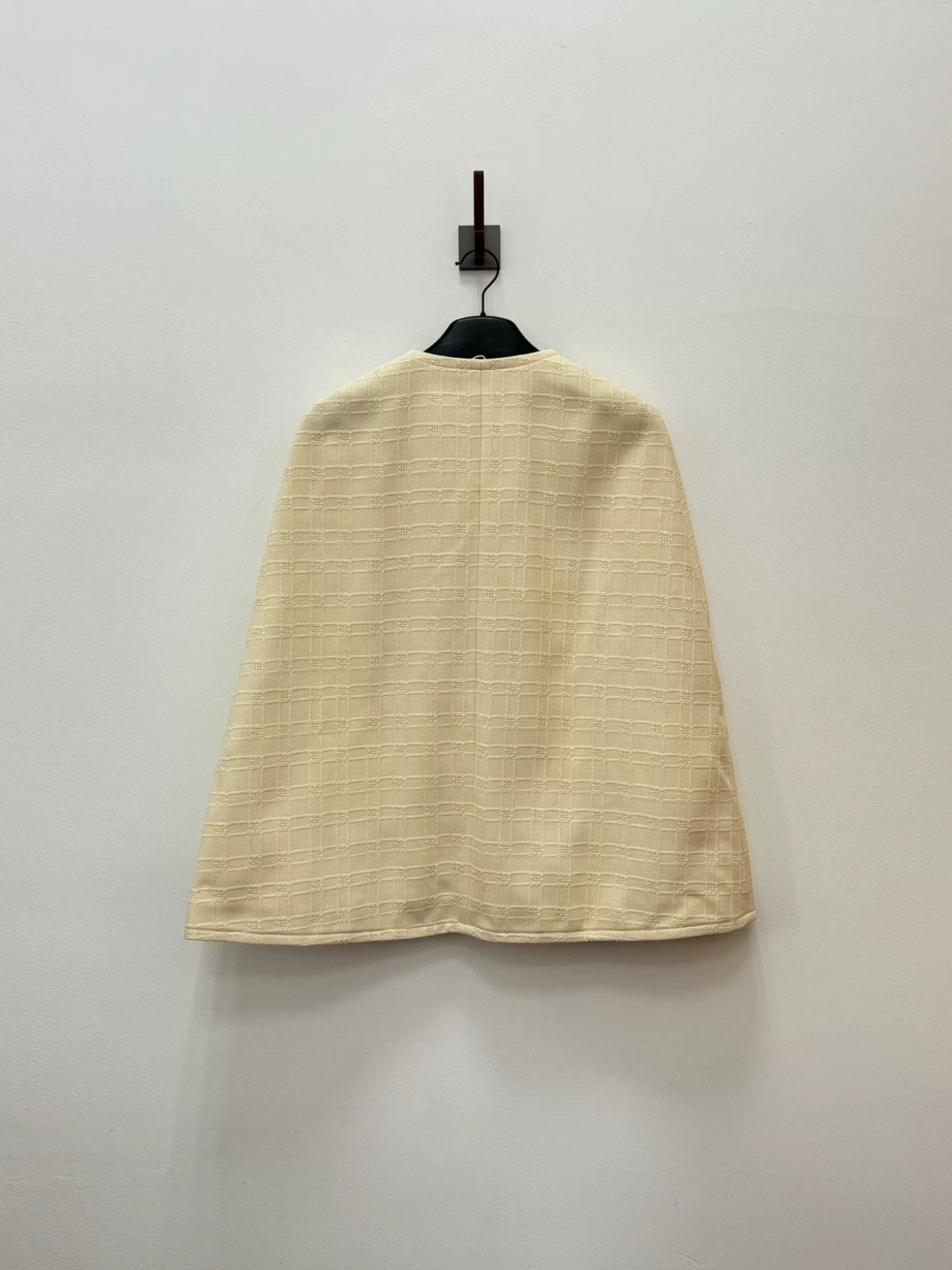 Gucci Off-White Plaid Detachable Cape Vest