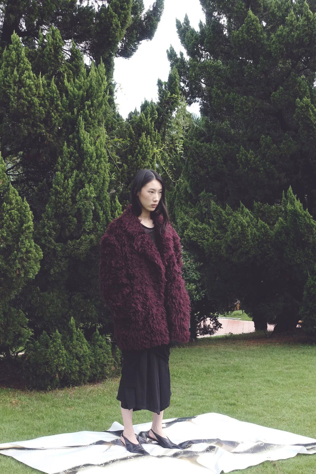 Maison Margiela｜2016 Dark Purple Faux Fur Coat