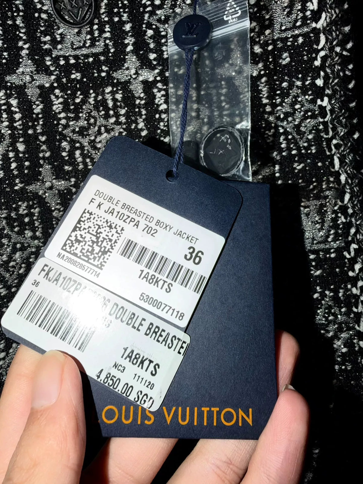 Louis Vuitton FW24 Glitter Grey Sequin Boucle Stand-Collar Jacket