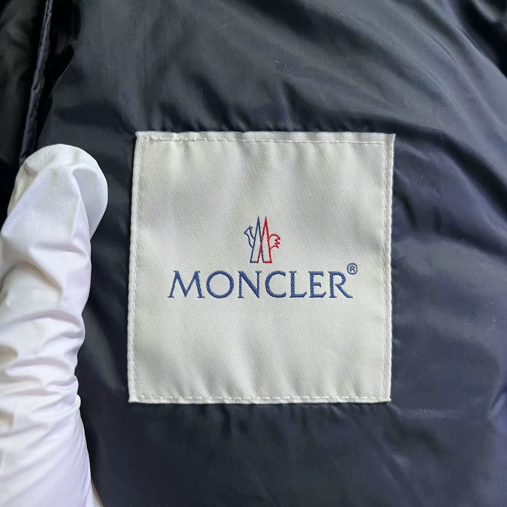 Moncler Black Logo Label Zip-Up Down Jacket