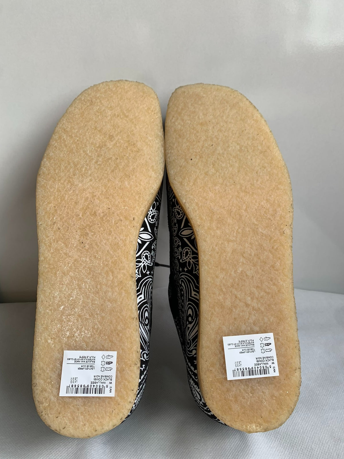 Supreme × Clarks Black Leather Sneakers