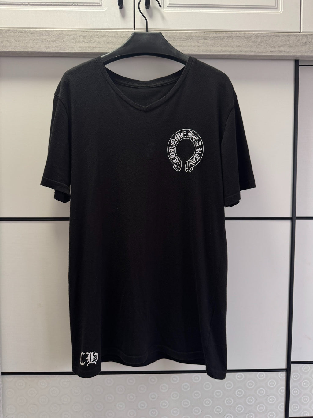 Chrome Hearts Horseshoe V-Neck Short Sleeve Top