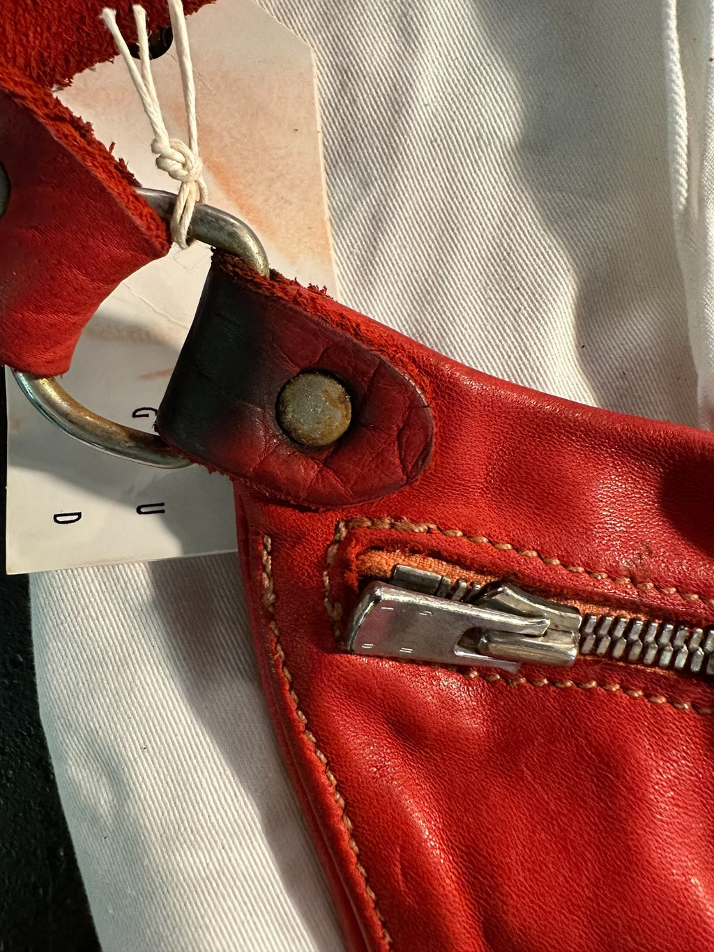 Guidi Red CV24T Q10 Dumpling Clutch