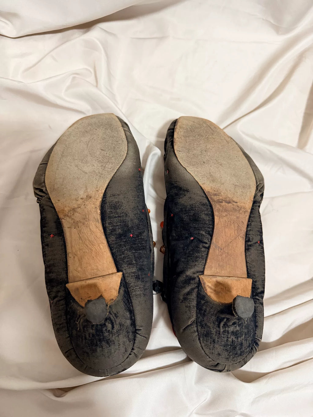 Undercover but beautiful 2005 Takahashi Jun hand-sewn high heels