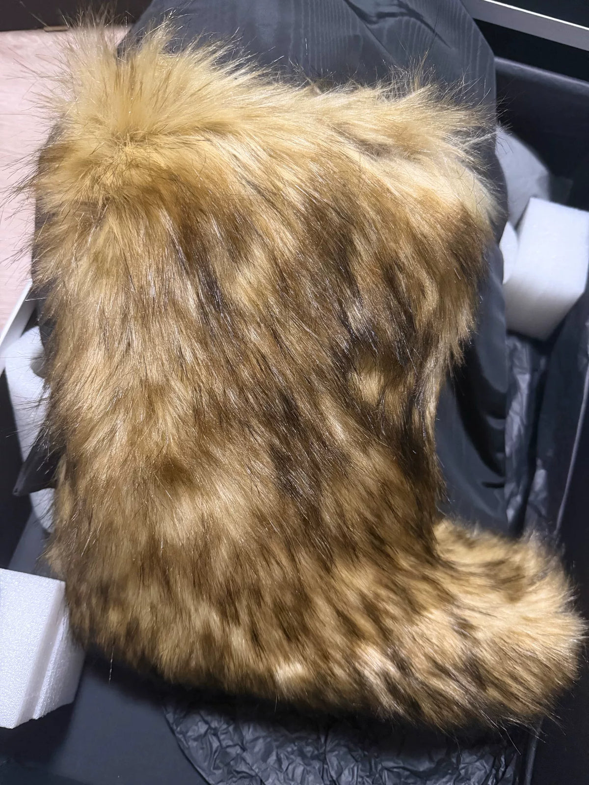 21AW CELINE HOMME Faux Fur Boots in Brown