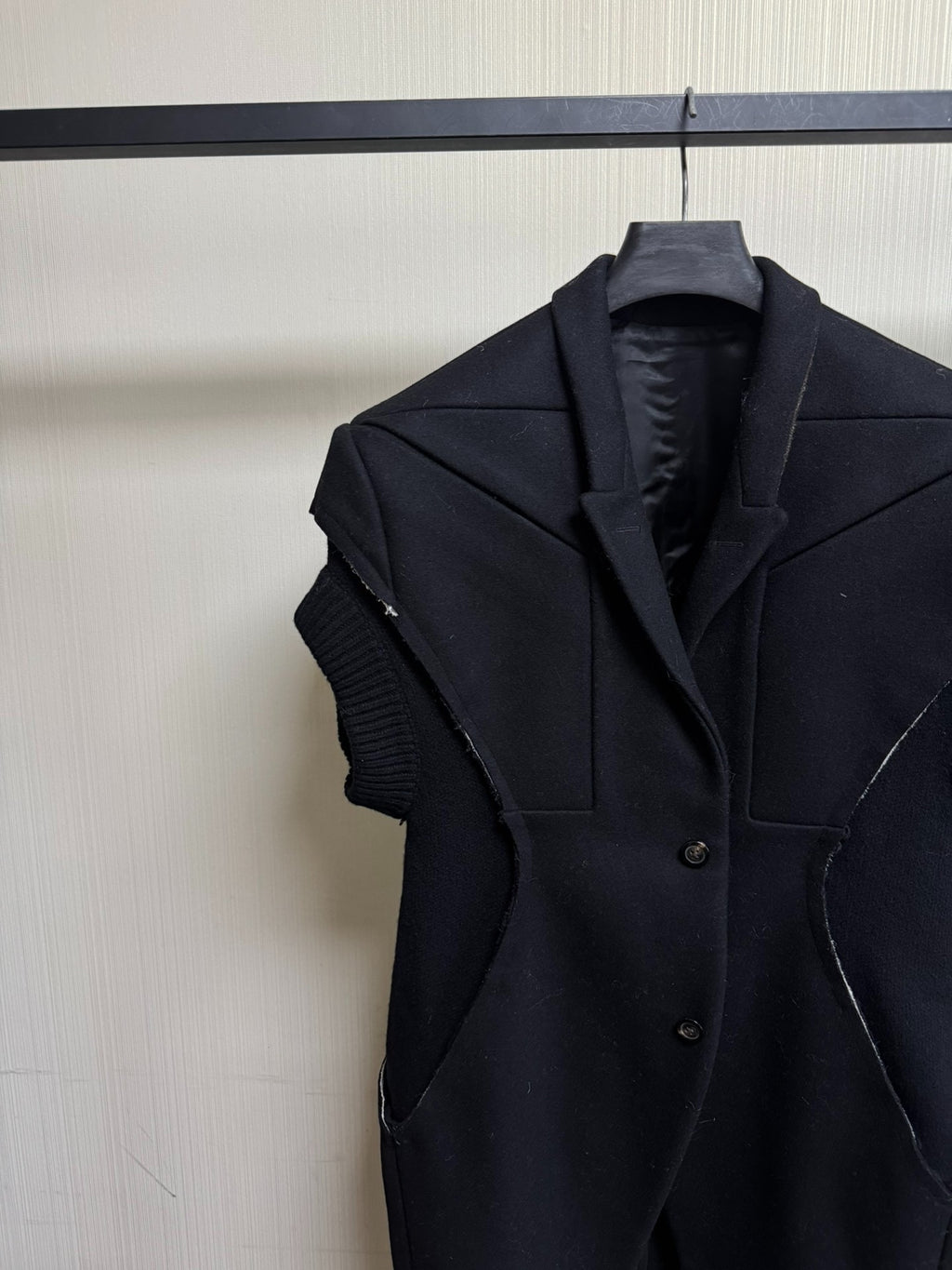 Rick Owens 22FW Tatlin padded shoulder vest coat