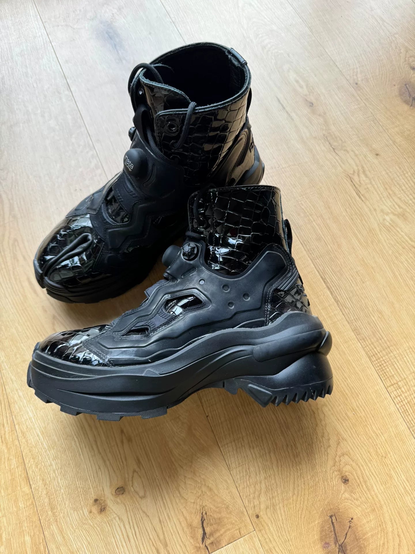 Maison Margiela X Reebok Tabi Instapump Boots