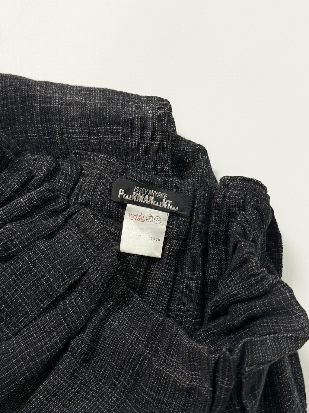 Issey Miyake Double-Layer Pure Linen Skirt - Devines