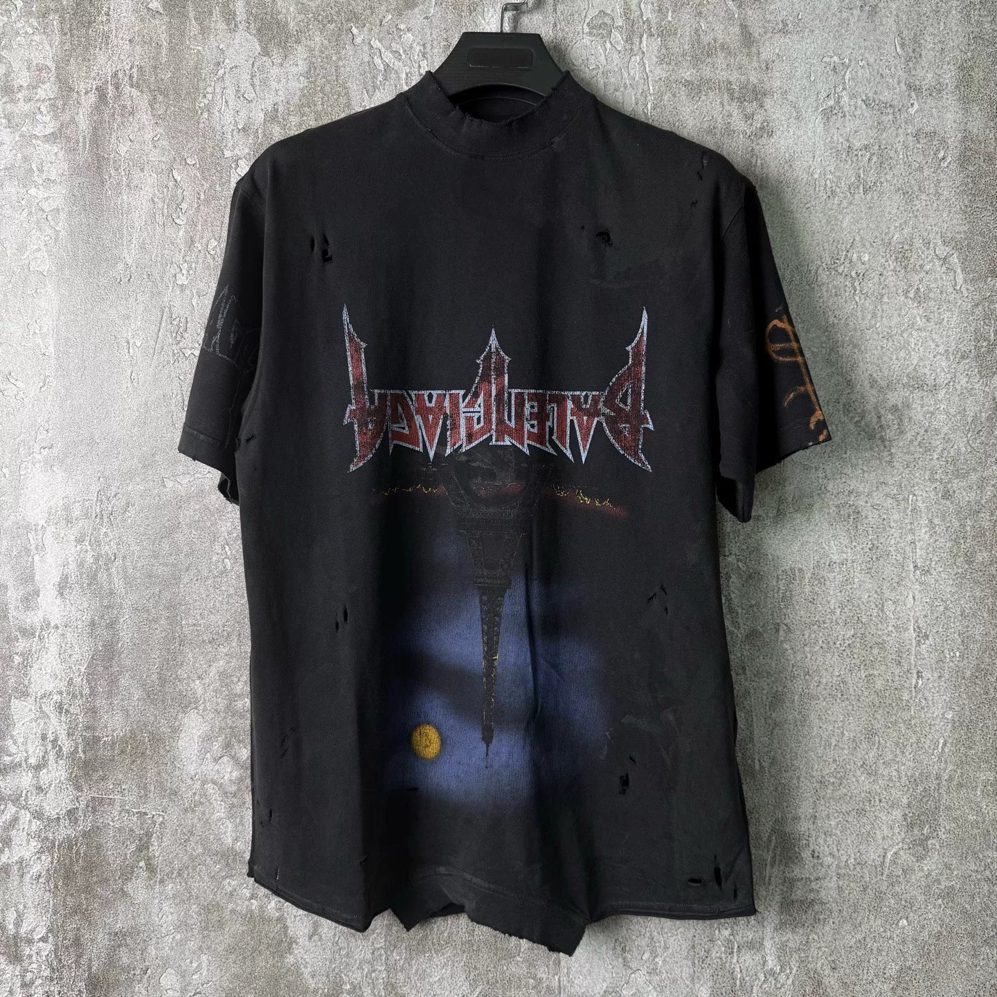 Balenciaga Night Scene Paris Eiffel Tower Flame Letter Logo Distressed Destroyed Short-Sleeve Shirt