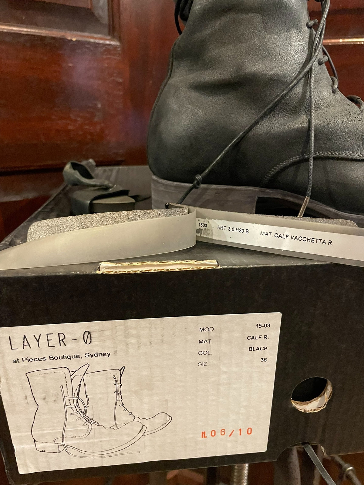 Layer-0 3.0 H 20 B Black Calf Reverse Laced up Blake Boots