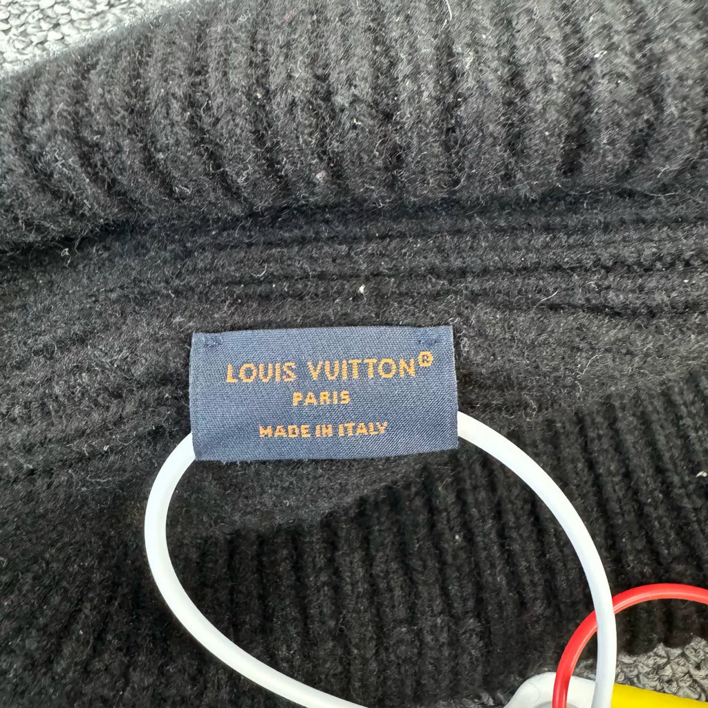 Louis Vuitton LV logo embroidered cashmere beanie