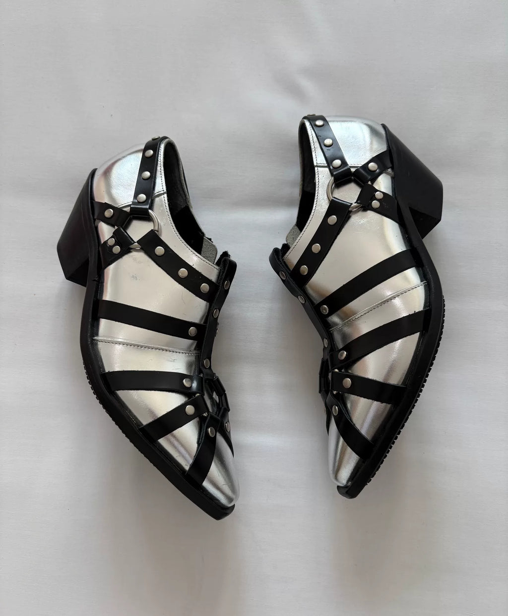 JUNYA WATANABE strap‑and‑rivet pointed‑toe shoes