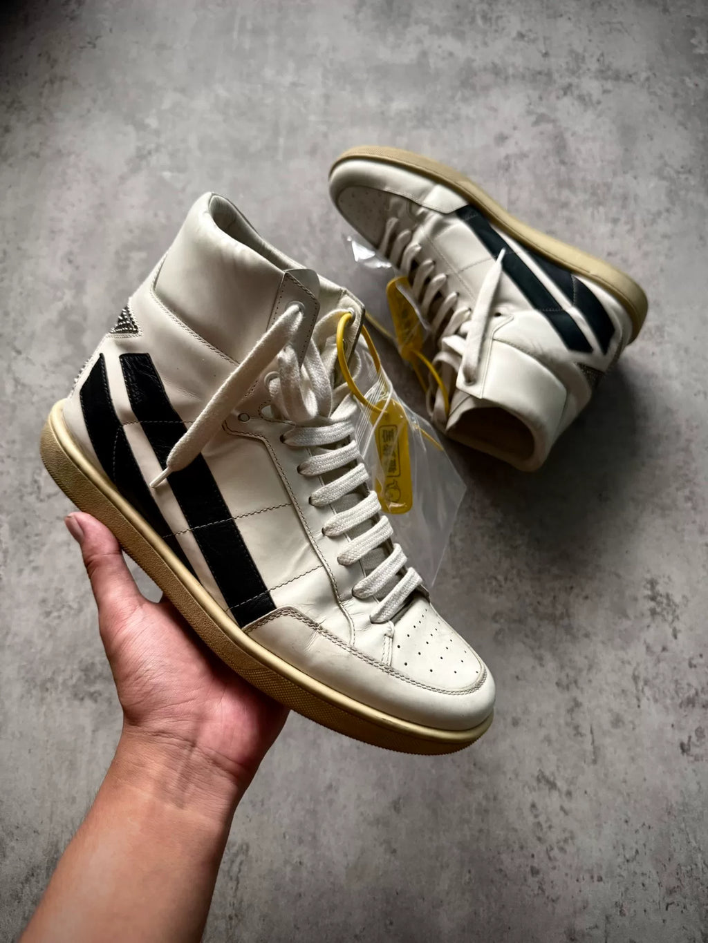 Saint Laurent Paies 16AW White Black Star Stud High-Top Sneakers by Hedi Slimane