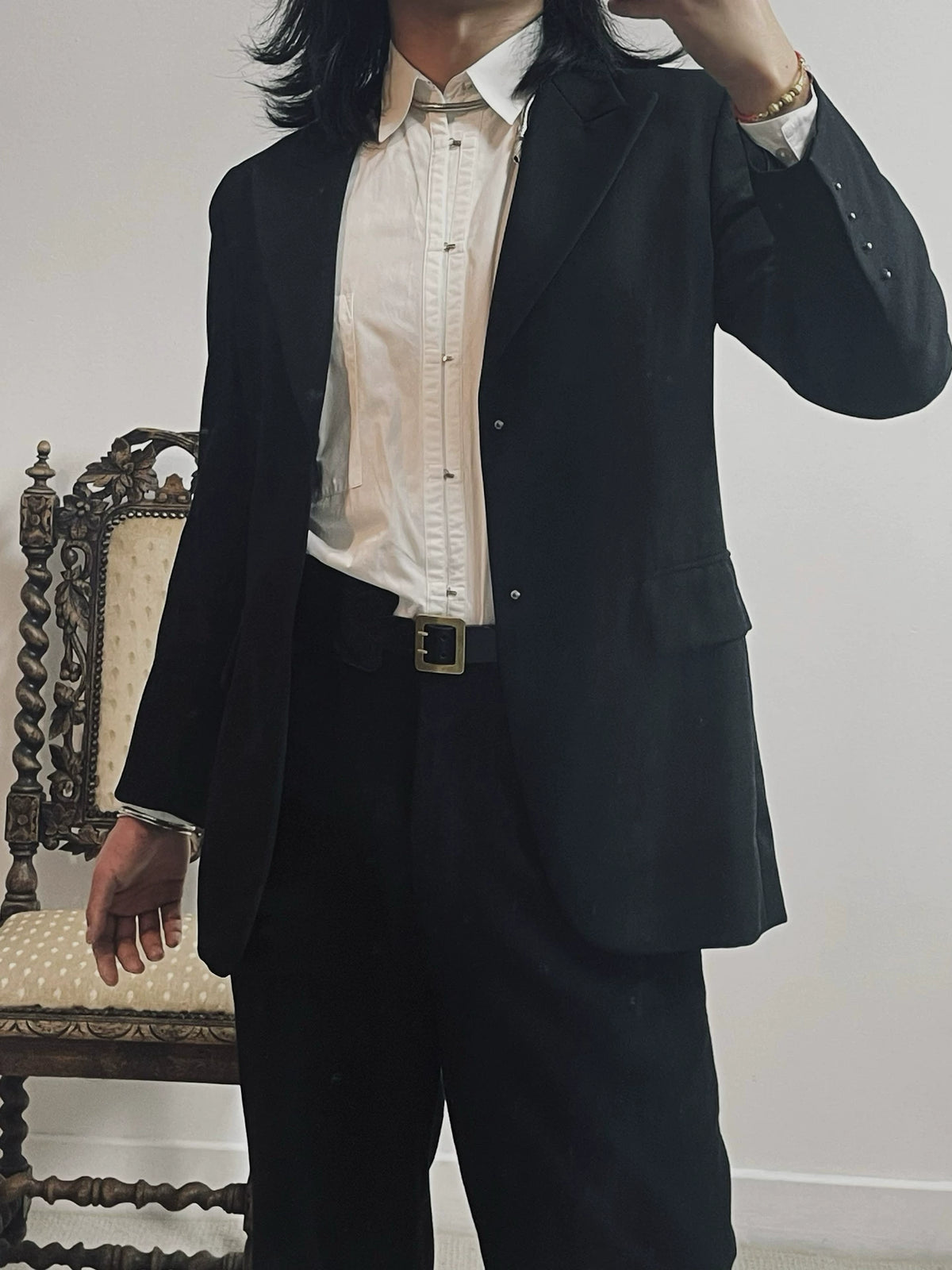 Jean Paul GAULTIER U-shaped button white shirt
