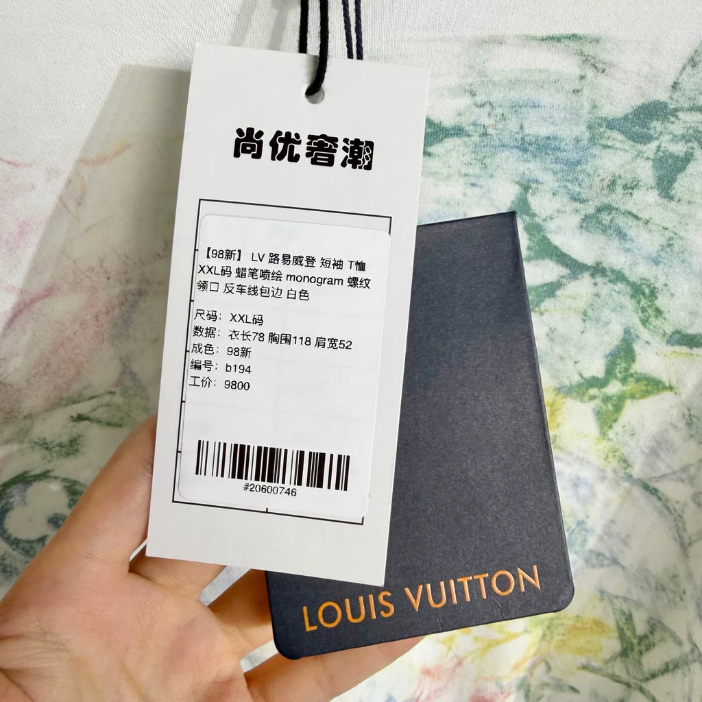 Louis Vuitton Crayon Spray Monogram White Short Sleeve T-Shirt