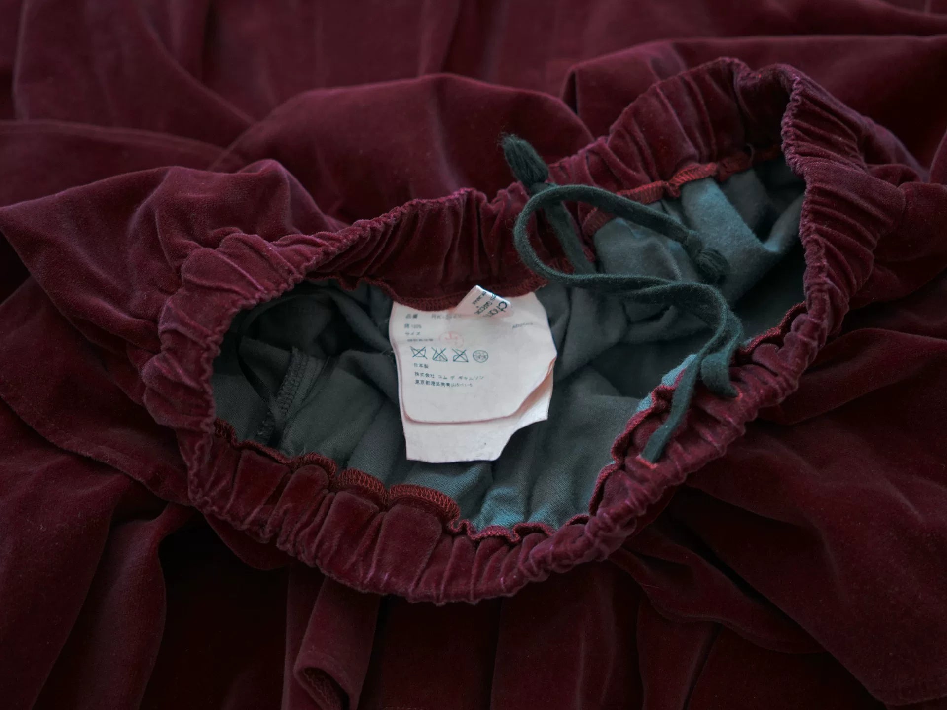 Comme Des Garcons Red Velvet Tiered Skirt - Devines