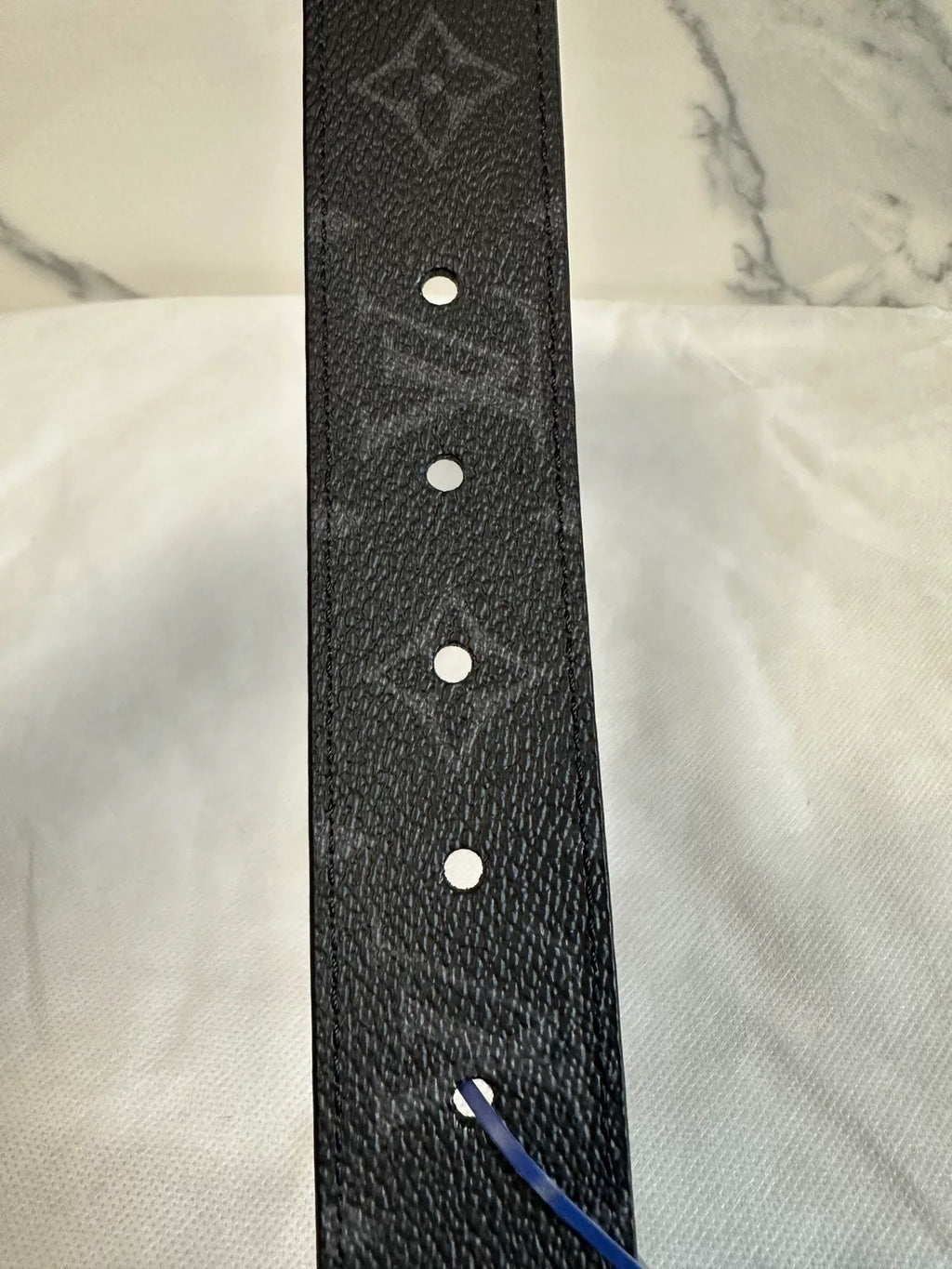 Louis Vuitton Silver Pin Buckle Leather Belt