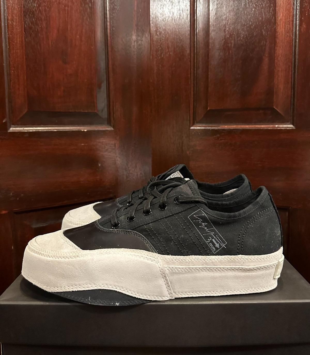 Yohji Yamamoto × Adidas Y3 Black Matchcourt Low Sneakers