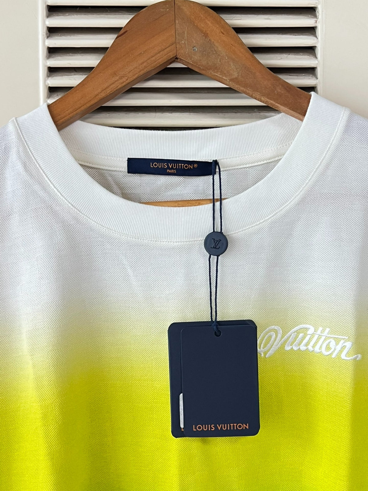 Louis Vuitton XL Short Sleeve Top Vuittonlv Gradient T-Shirt