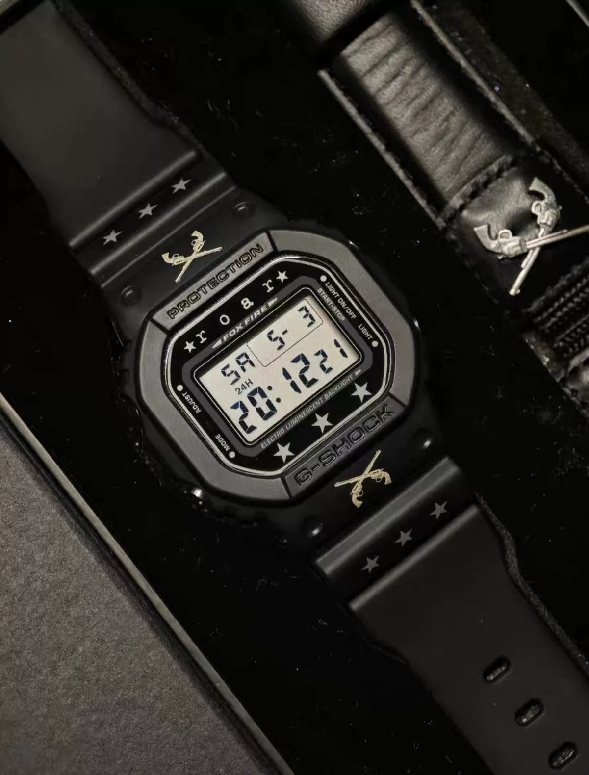 Casio G-Shock Roarguns Isetan Roar Blue Watch