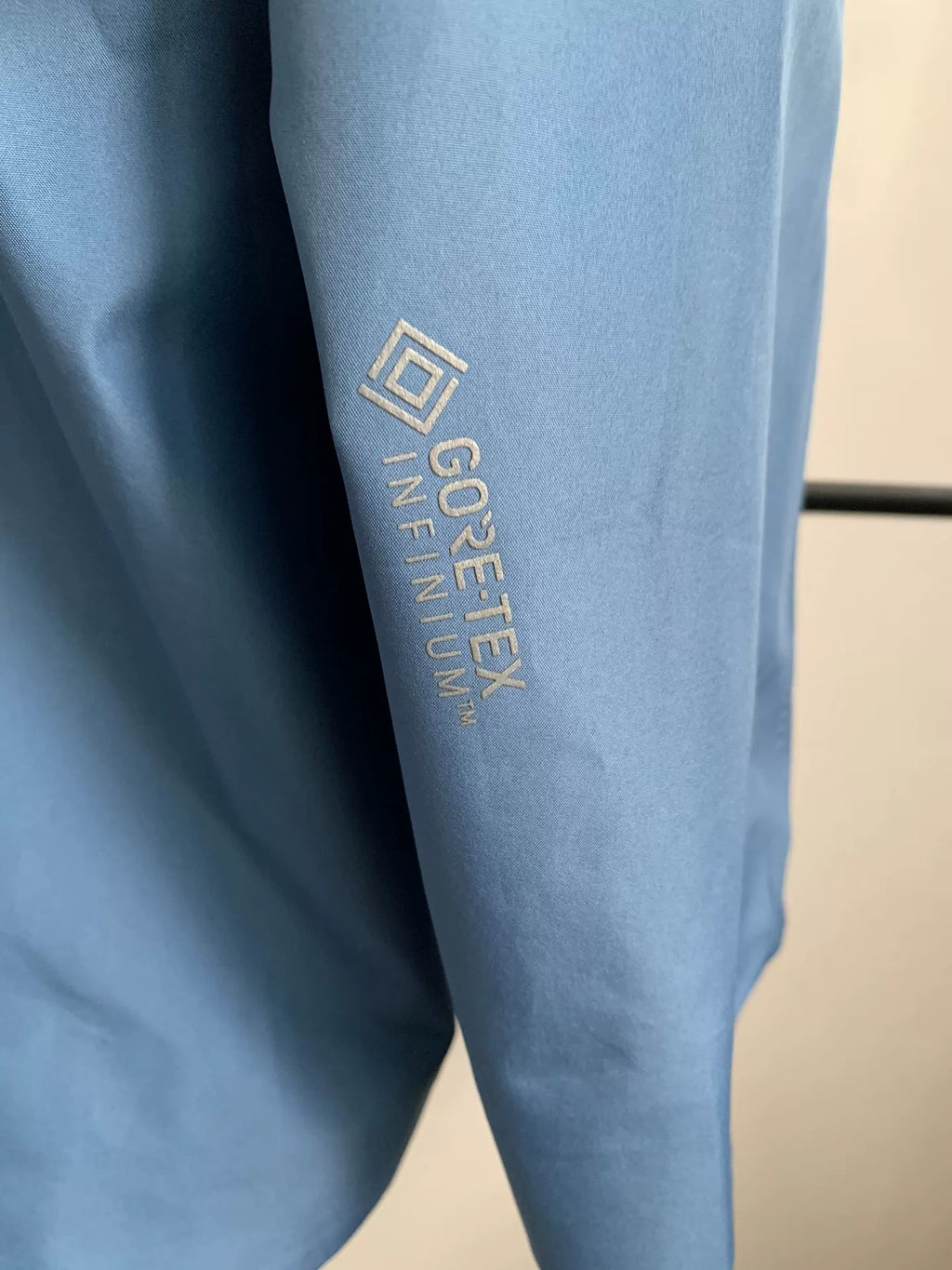 Arc'teryx Solano Hoody Laser Logo Soft Shell Jacket