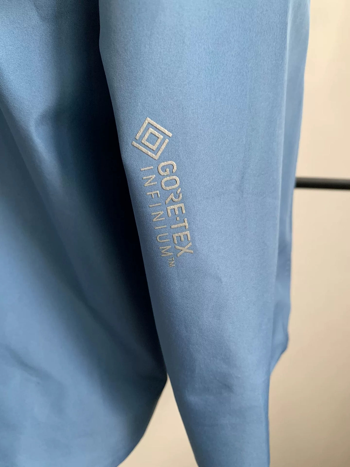 Arc'teryx Solano Hoody Laser Logo Soft Shell Jacket