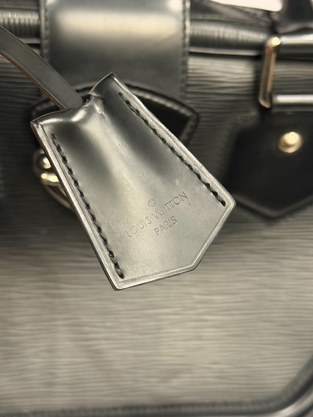 Louis Vuitton Montaigne Tote Bag