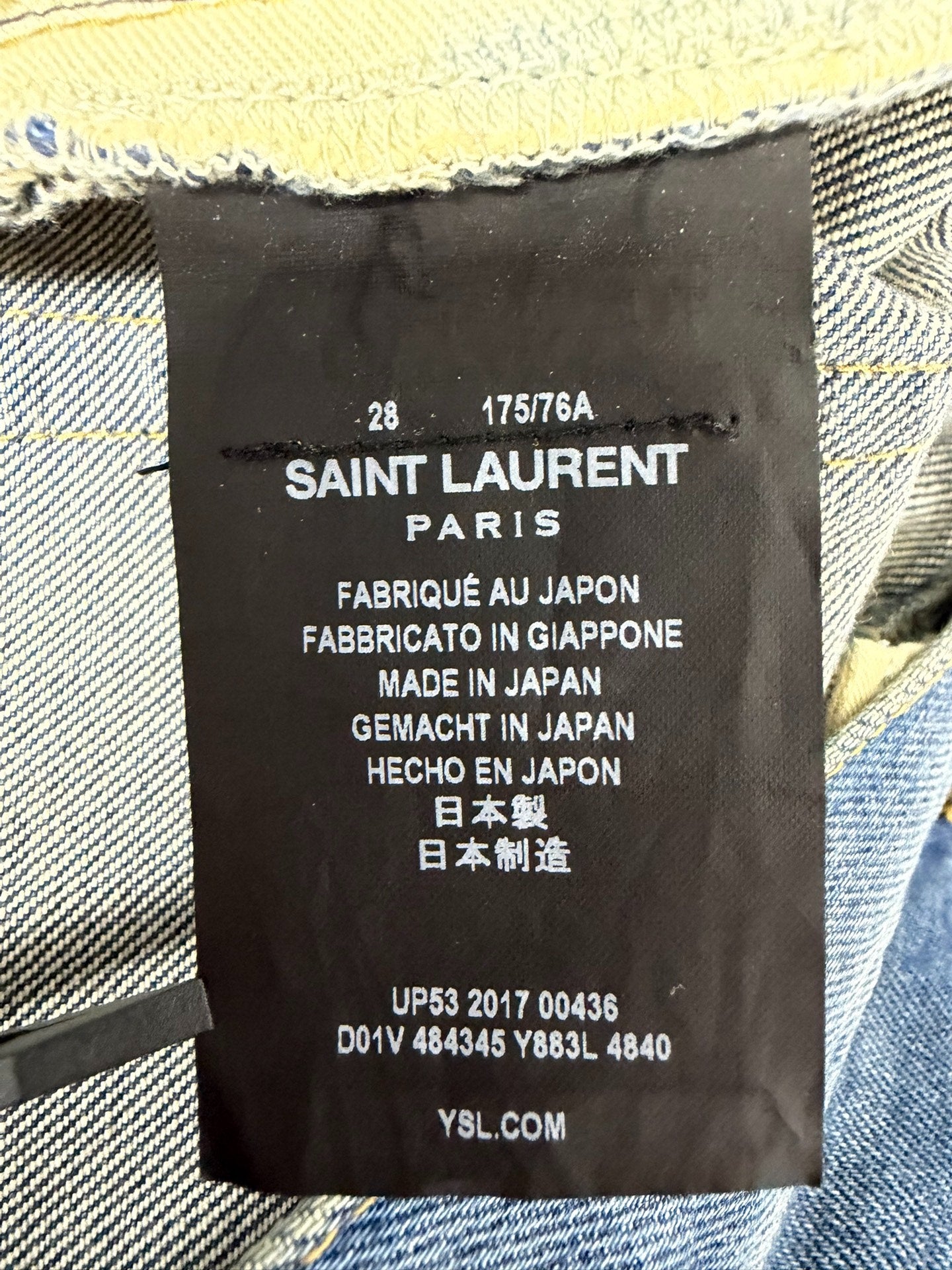 Saint Laurent Slp17fwd02 Washed Blue Jeans