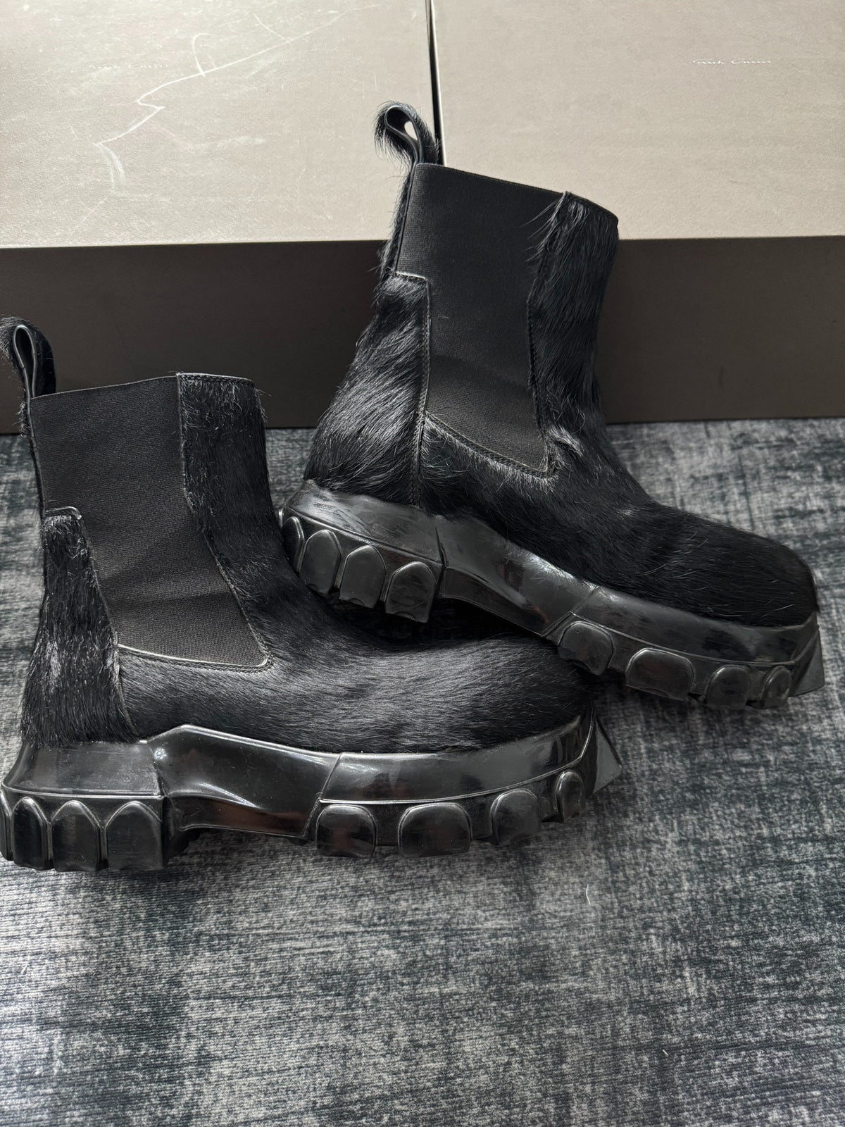 Rick Owens Shorts Bozo Chelsea Fur Boots