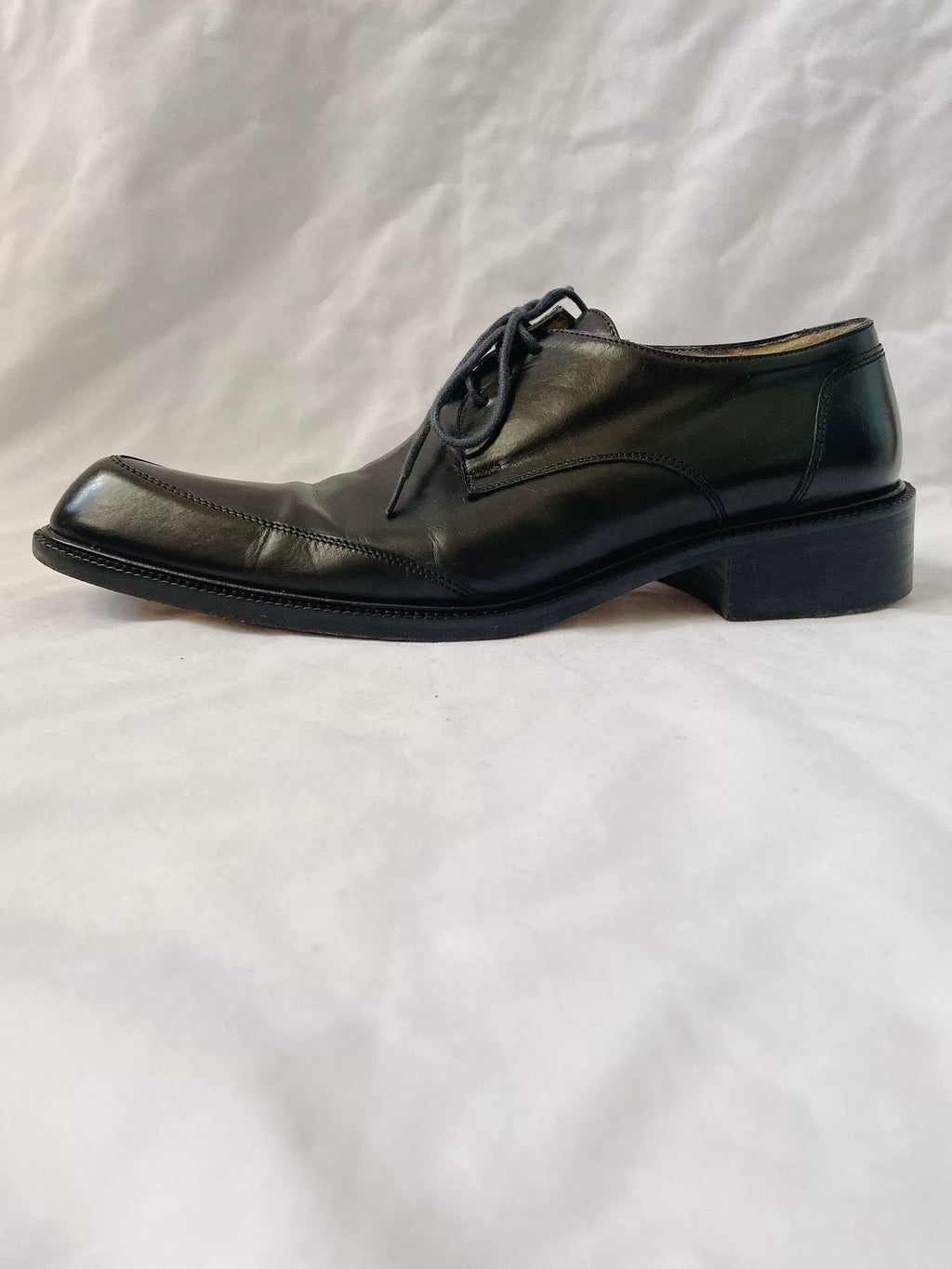 Yohji Yamamoto upturned pointed-toe leather shoes