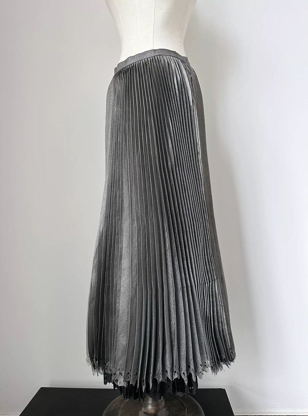 Issey Miyake mainline double-layer burnt distressed skirt