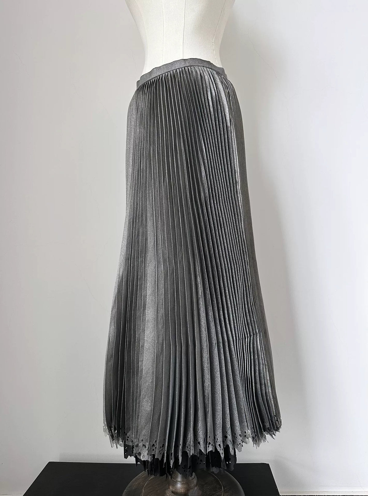 Issey Miyake mainline double-layer burnt distressed skirt